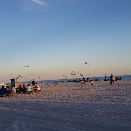 A Wave From It All Beach Resort Gulf Shores Exteriör bild